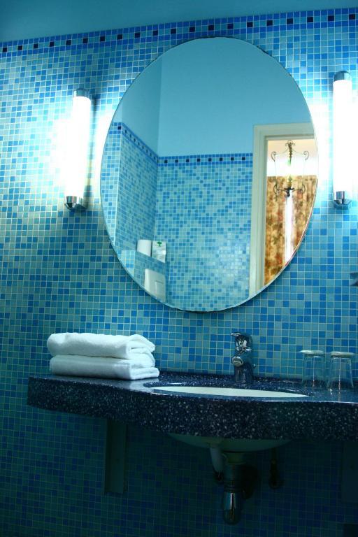 Hotel Imperial Ajaccio  Room photo